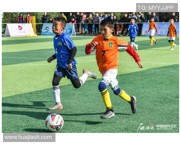 新疆足球崛起之星:探索本土球员在国内外赛场的精彩表现与发展潜力 新疆足球崛起之星:探索本土球员在国内外赛场的精彩表现与发展潜力